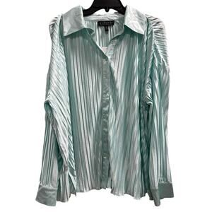ELOQUII pastel satin green accordion button up blouse NWT Plus SZ 16